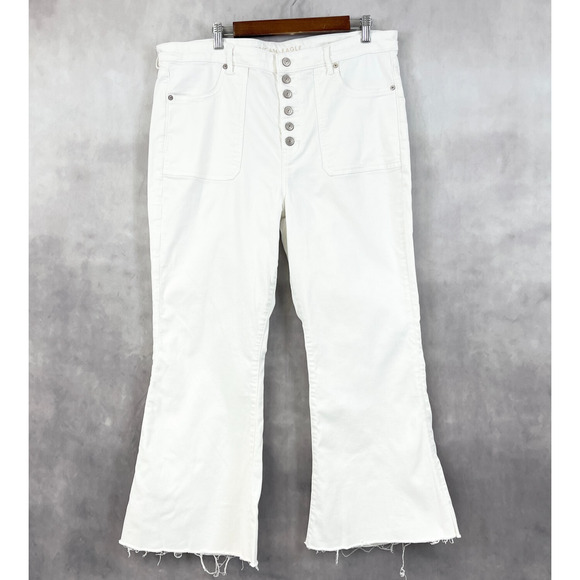 American Eagle Womens Jeans Super High Rise Flare Sz 18 Short Button Fly Stretch - Picture 1 of 13